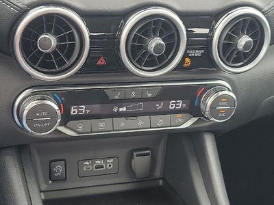 2025 Nissan Sentra SV CVT