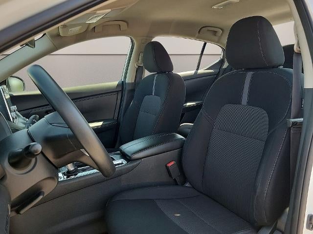 2024 Nissan Sentra SV CVT
