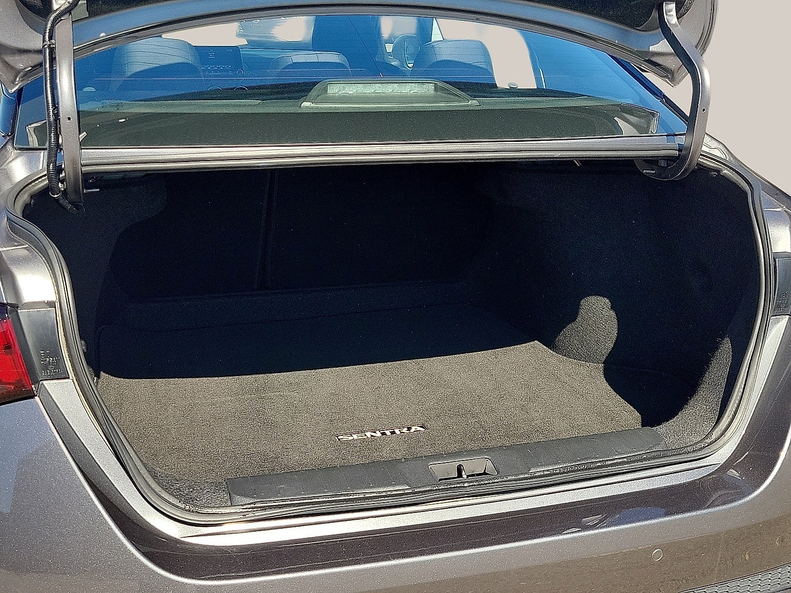 2025 Nissan Sentra SV CVT