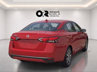 2025 Nissan Versa SV CVT