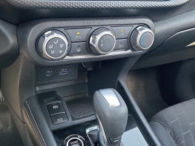 2023 Nissan Kicks SV FWD