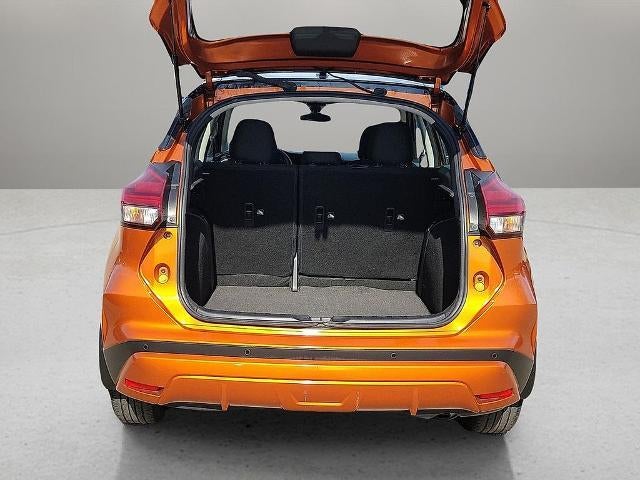 2023 Nissan Kicks SV FWD