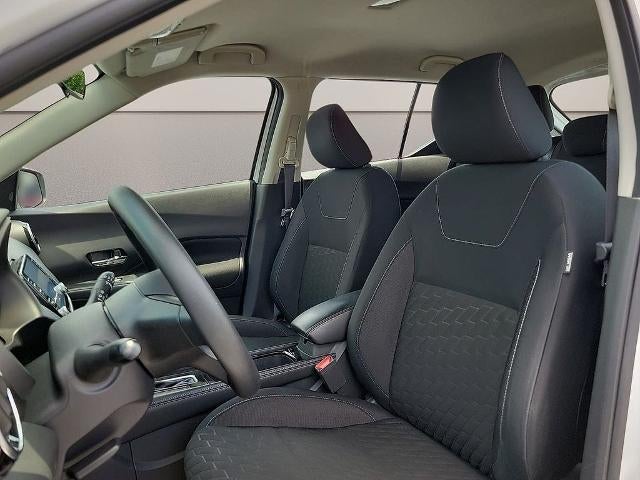 2023 Nissan Kicks SV FWD