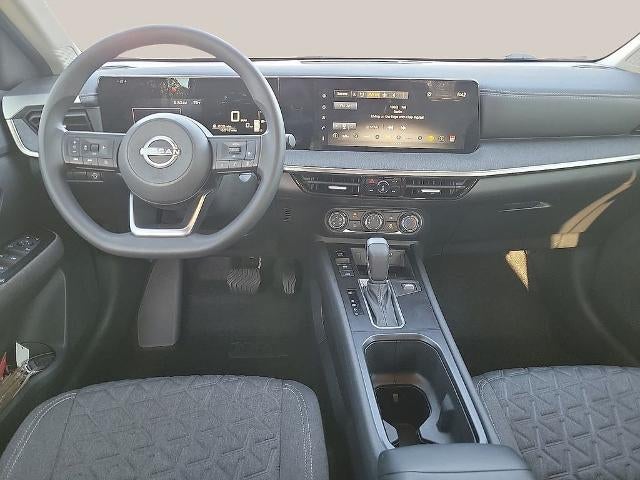 2025 Nissan Kicks SV FWD