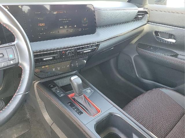 2025 Nissan Kicks SR FWD