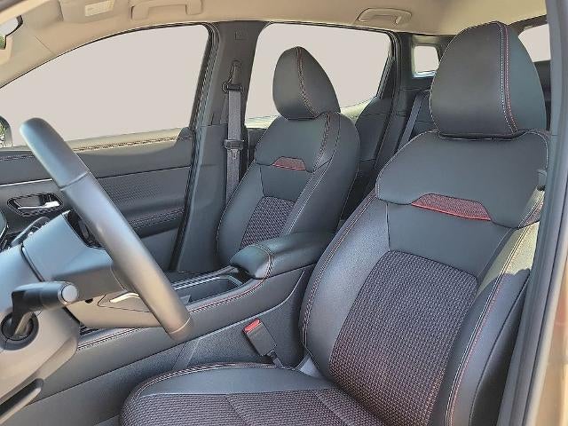 2025 Nissan Kicks SR FWD
