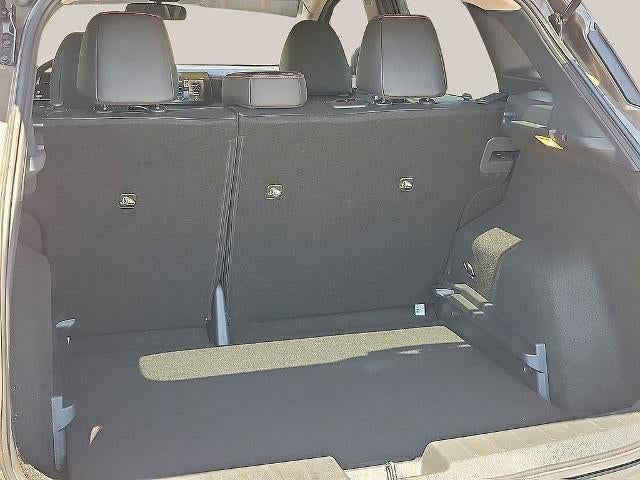 2025 Nissan Kicks SR FWD