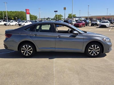 2024 Volkswagen Jetta S Auto