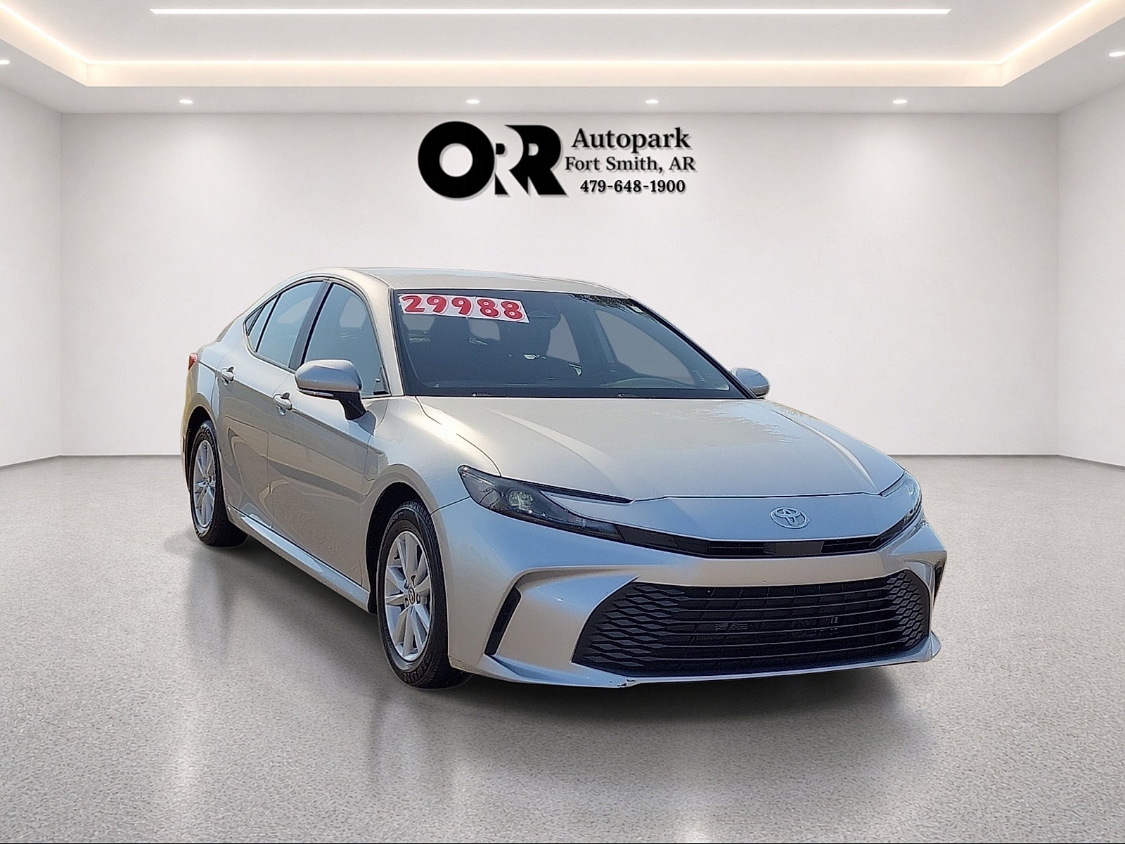 2025 Toyota Camry LE (SE)