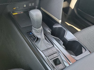 2025 Toyota Camry LE (SE)