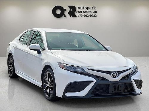 2024 Toyota Camry SE Auto (SE)