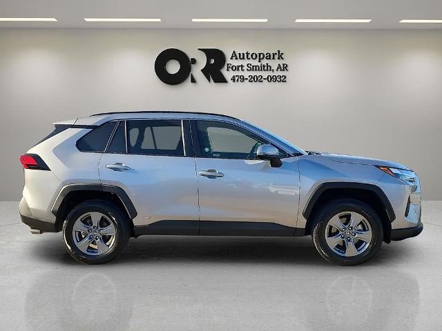 2025 Toyota RAV4 Hybrid XLE AWD (Natl)