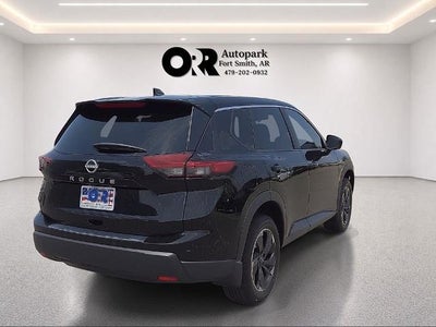 2025 Nissan Rogue FWD SV
