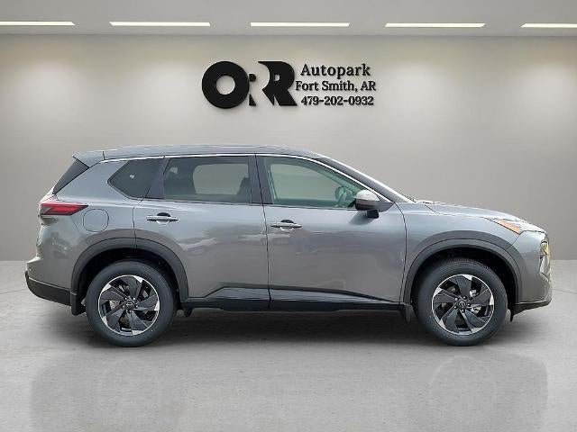 2025 Nissan Rogue FWD SV