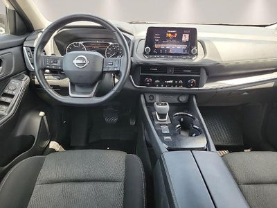 2025 Nissan Rogue FWD SV