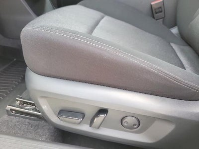 2025 Nissan Rogue FWD SV