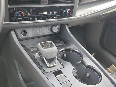 2025 Nissan Rogue FWD SV