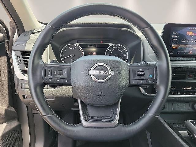 2025 Nissan Rogue FWD SV