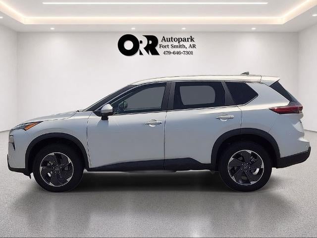 2025 Nissan Rogue FWD SV