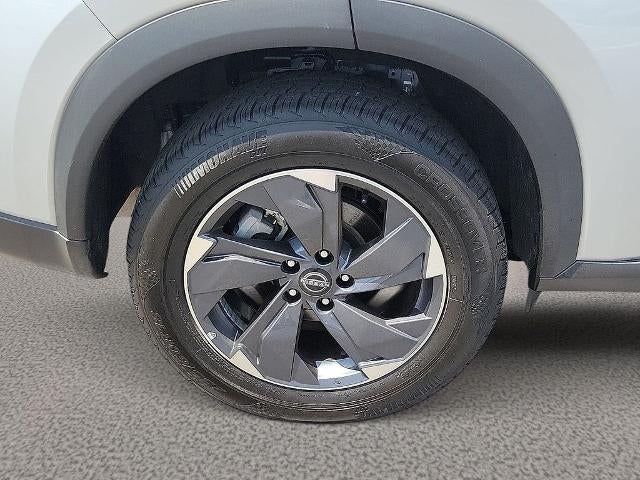 2025 Nissan Rogue FWD SV