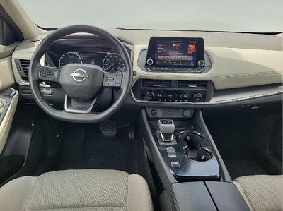 2025 Nissan Rogue FWD SV