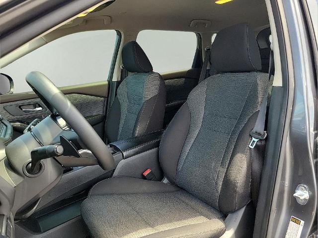 2022 Nissan Rogue AWD SV