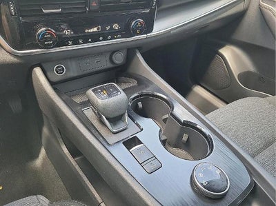 2022 Nissan Rogue AWD SV