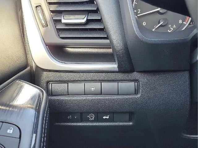 2024 Nissan Rogue AWD SV