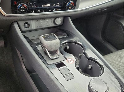 2025 Nissan Rogue AWD SV