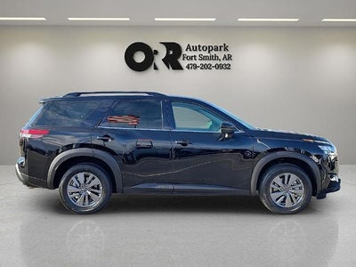2024 Nissan Pathfinder SV 2WD