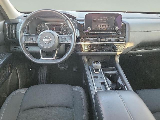 2024 Nissan Pathfinder SV 2WD