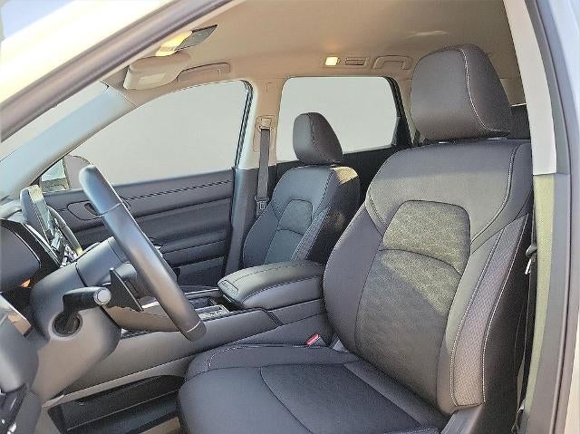 2024 Nissan Pathfinder SV 2WD