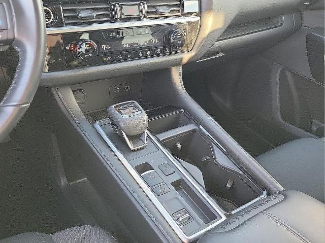 2024 Nissan Pathfinder SV 2WD