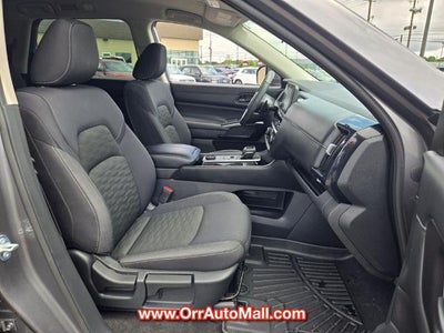 2025 Nissan Pathfinder SV 4WD