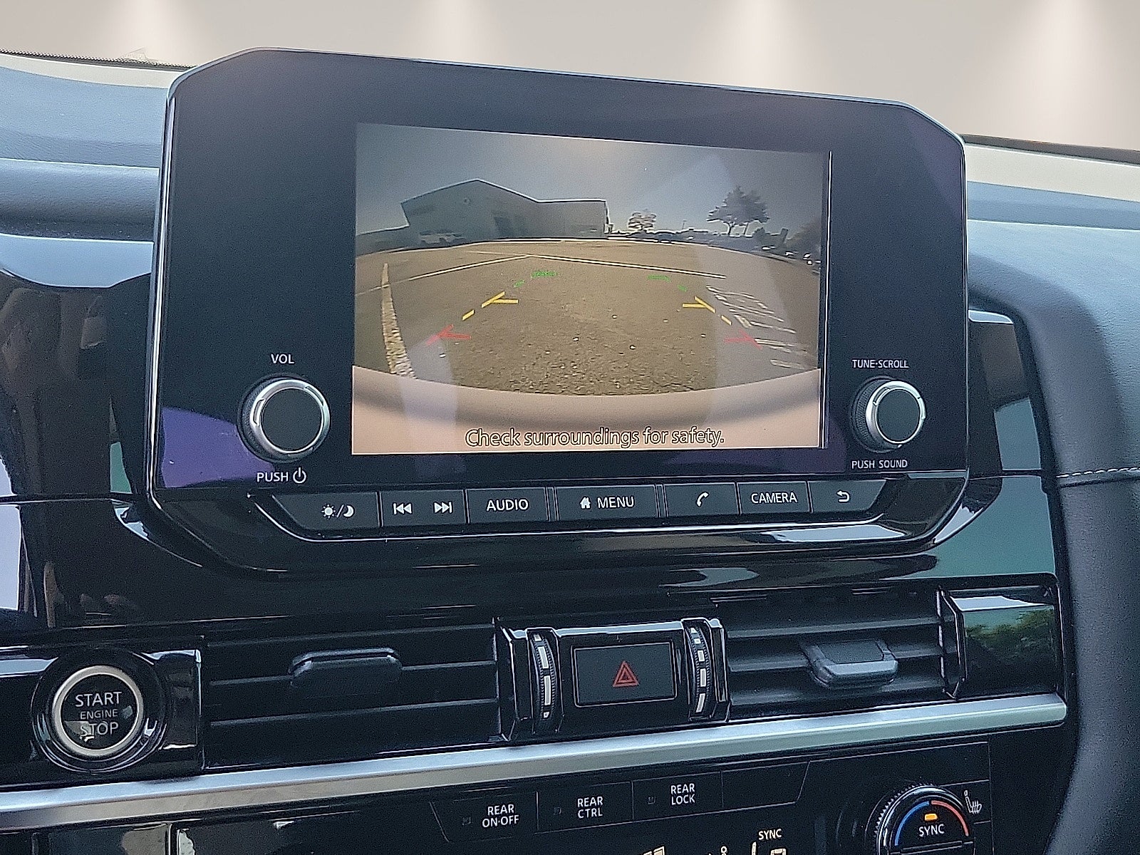 2024 Nissan Pathfinder SV 4WD