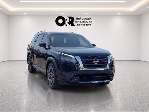 2022 Nissan Pathfinder SL 2WD