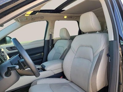 2022 Nissan Pathfinder SL 2WD