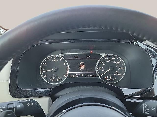 2022 Nissan Pathfinder SL 2WD