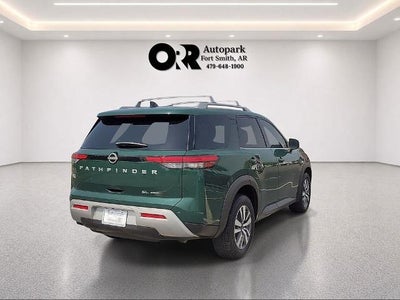 2023 Nissan Pathfinder SL 4WD