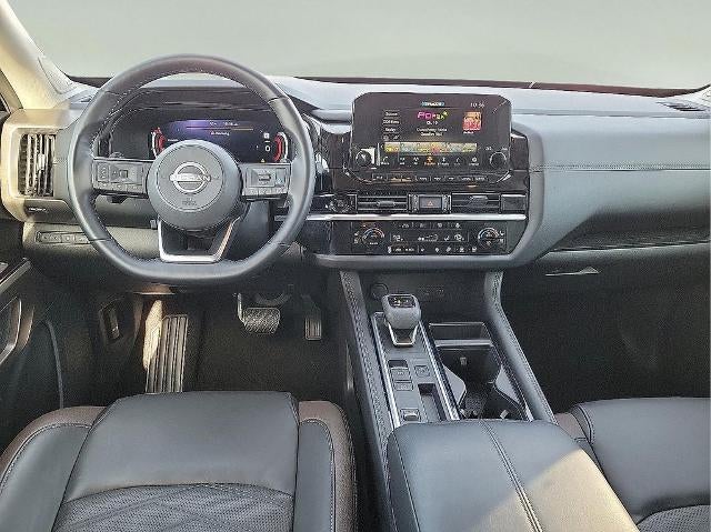 2025 Nissan Pathfinder Platinum 2WD