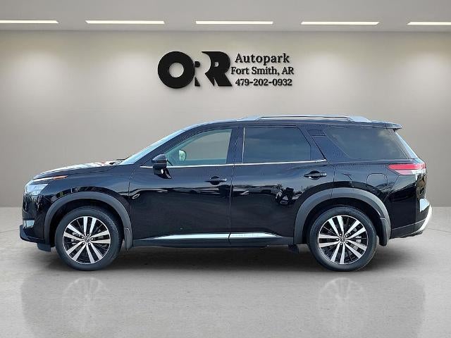 2025 Nissan Pathfinder Platinum 2WD