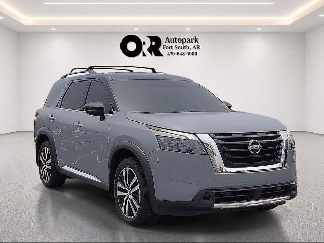 2025 Nissan Pathfinder Platinum 2WD