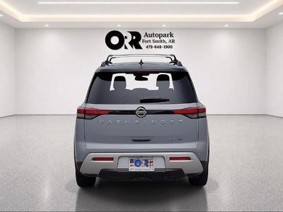 2025 Nissan Pathfinder Platinum 2WD