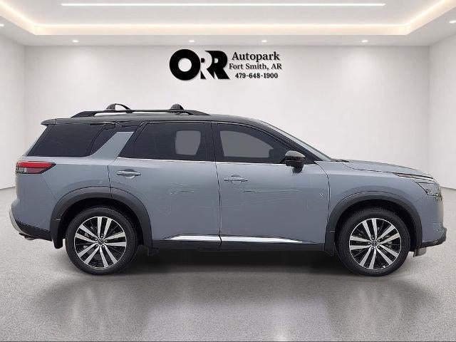 2025 Nissan Pathfinder Platinum 2WD