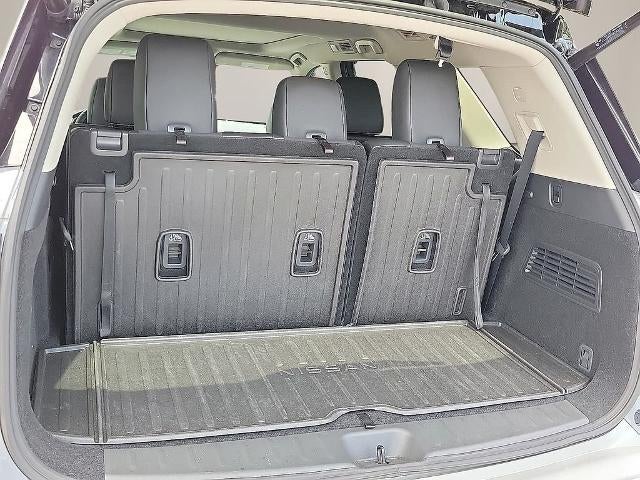2025 Nissan Pathfinder Platinum 2WD
