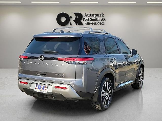 2025 Nissan Pathfinder Platinum 4WD