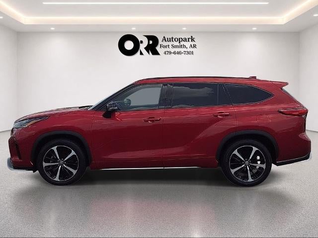 2022 Toyota Highlander XSE FWD (Natl)