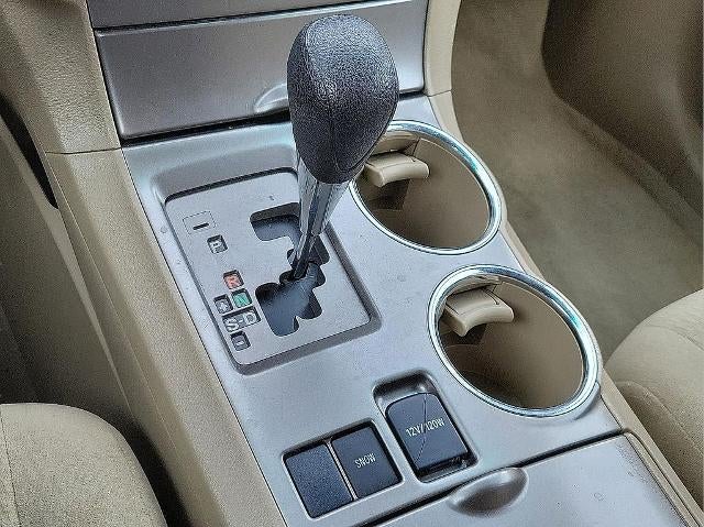 2010 Toyota Highlander FWD 4dr L4 Base (Natl)