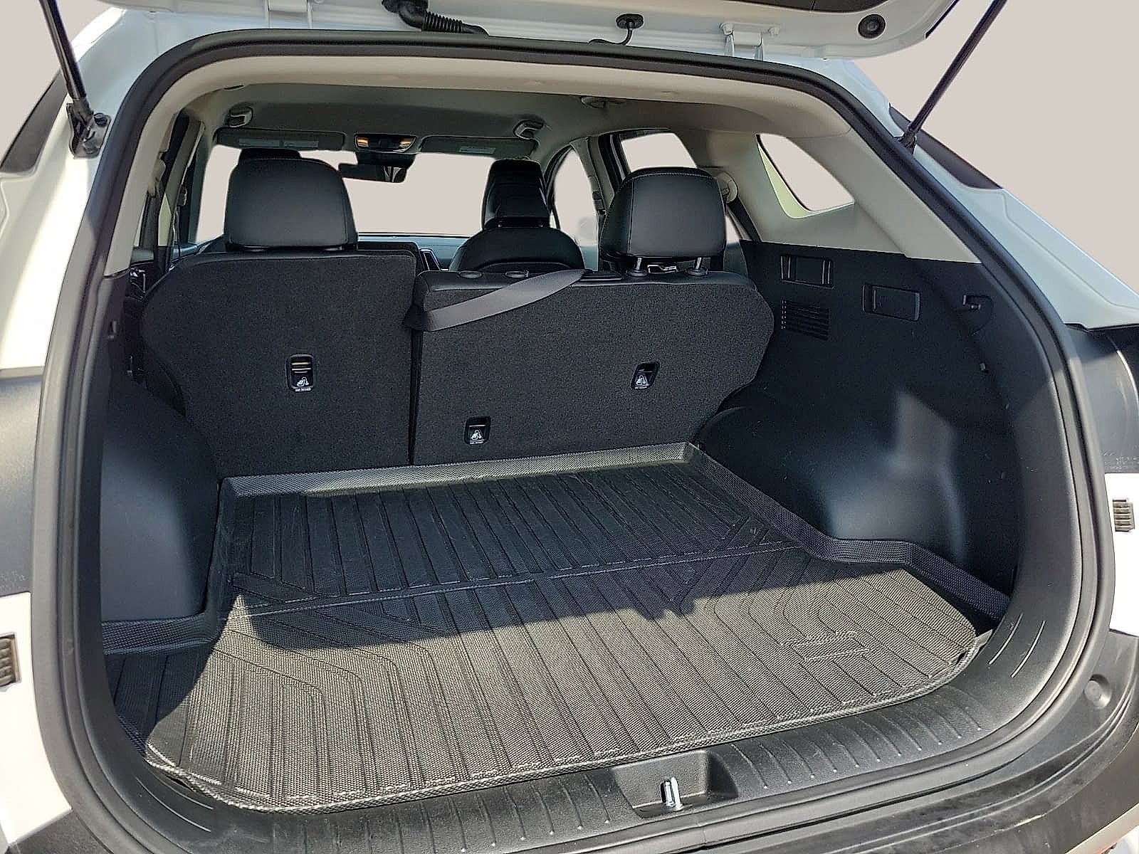 2023 Kia Sportage EX FWD