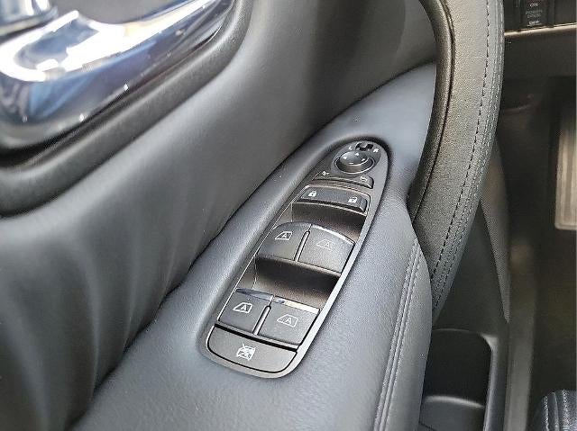 2024 Nissan Armada 4x4 SL